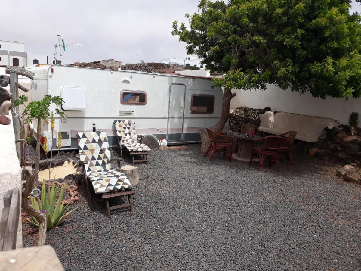 "Lapa" Caravan Apartamento Tinajo Exterior photo
